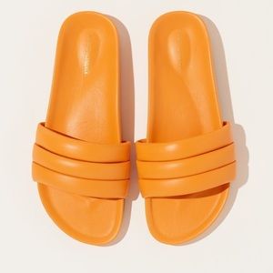Beatrice Valenzuela sandalia 7 tangerine leather slides w/ box worn 1-2x